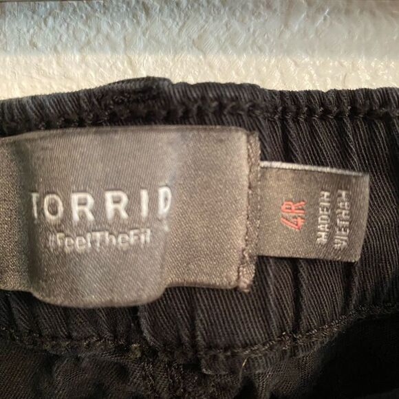 Torrid Black Drawstring Chino Flared Pants 4x UB1-12 - Picture 5 of 11